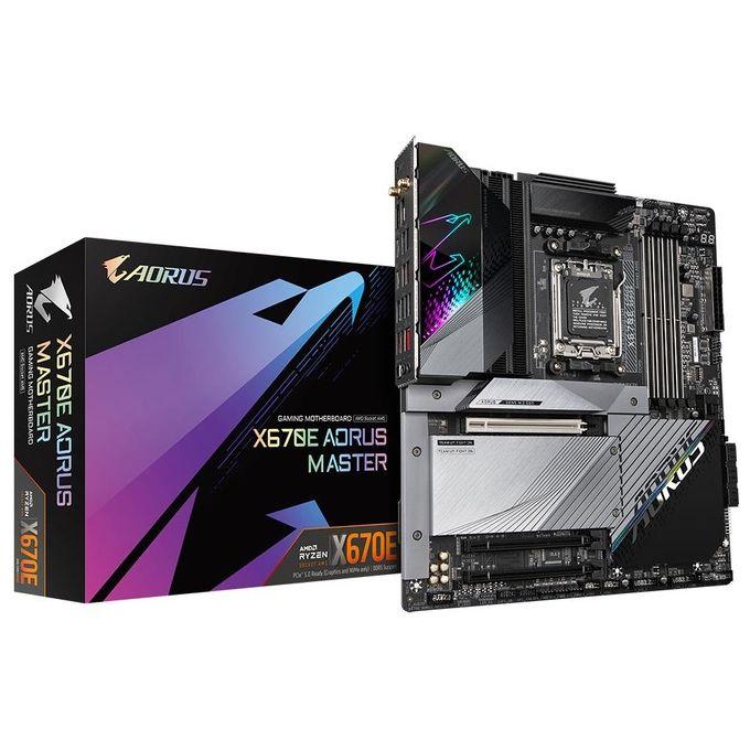 GIGABYTE Scheda Madre X670E